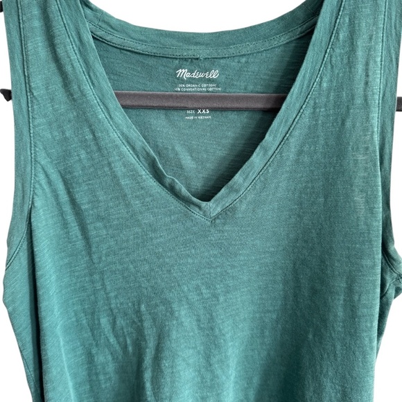 Madewell Whisper Cotton V-Neck Tank - Picture 3 of 6